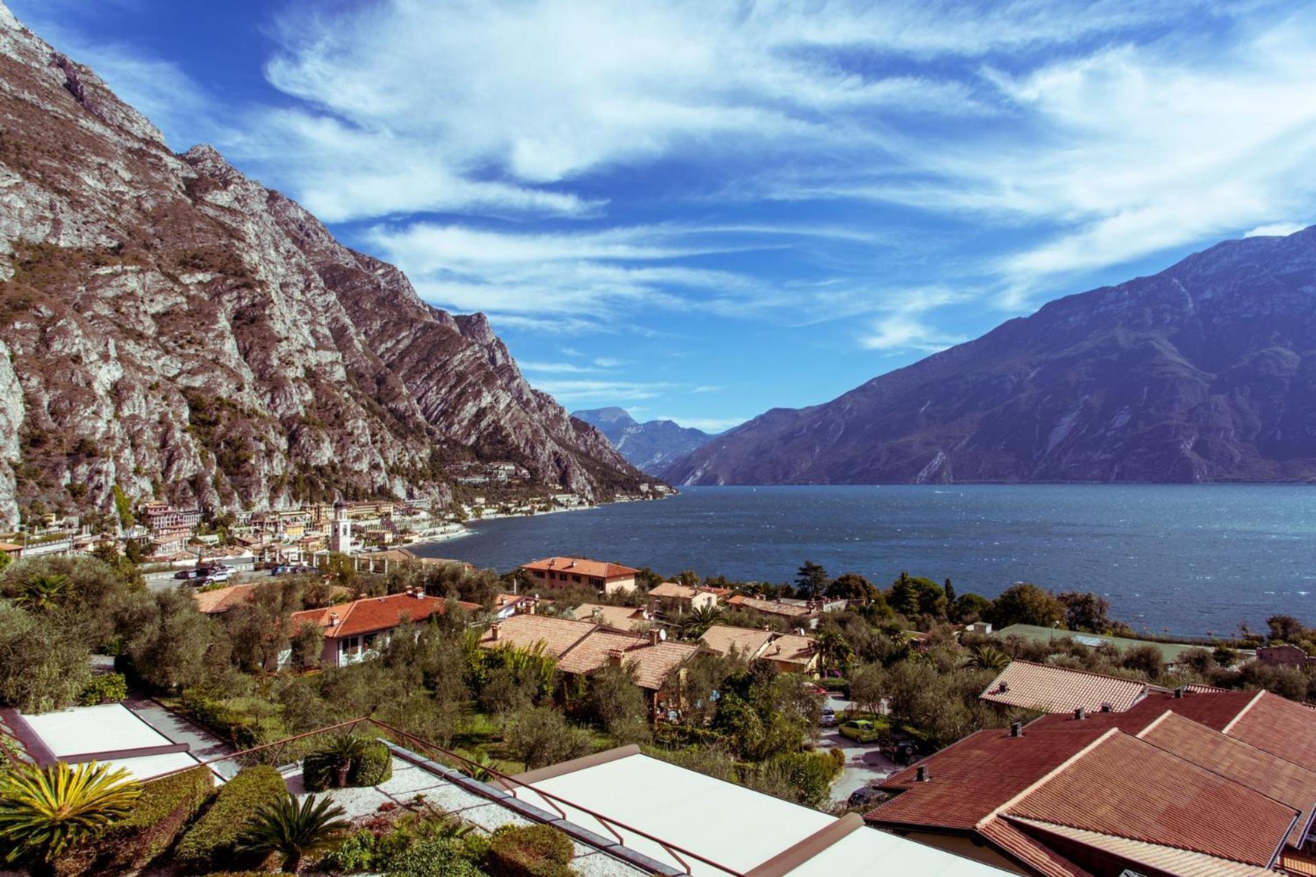 Hotel Ilma Lake Garda Resort Лимоне-суль-Гарда Экстерьер фото